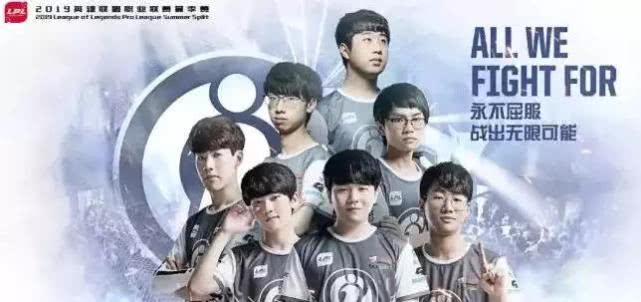 三连步伐 三连步伐